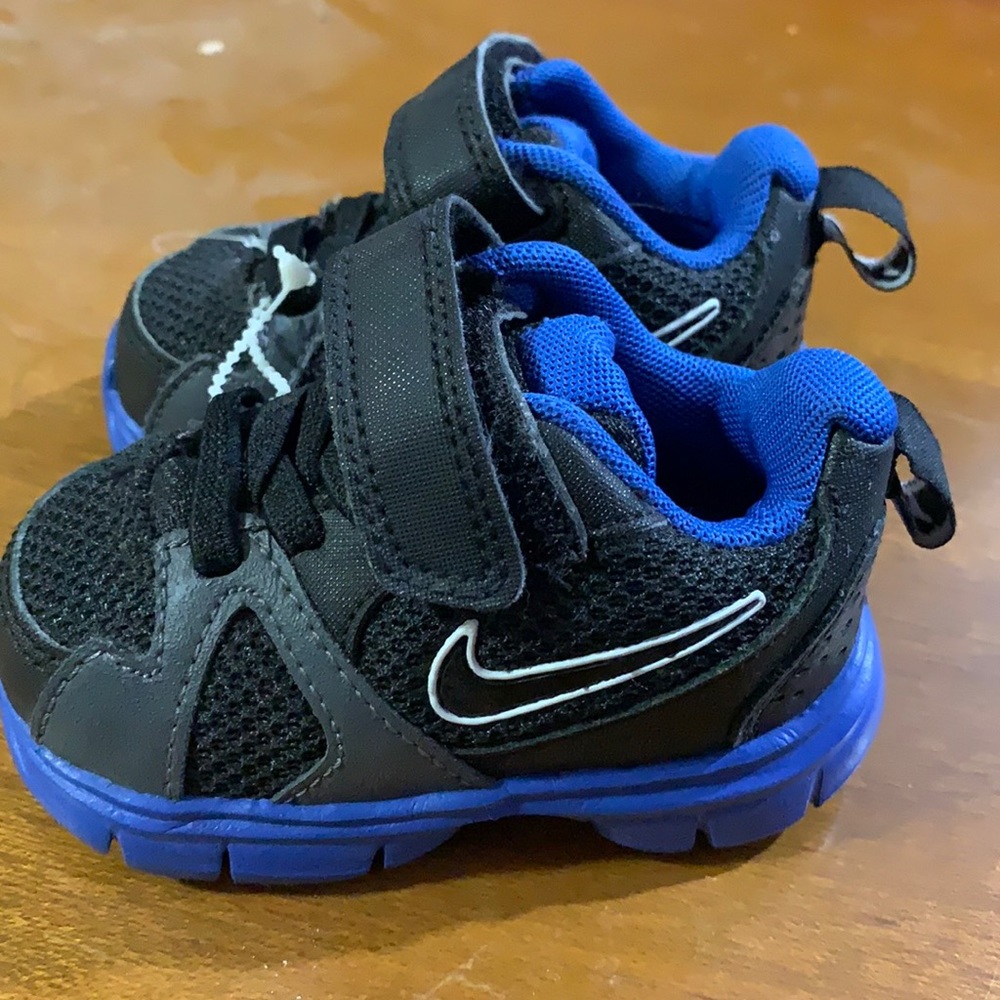 Baby NIKE sneakers